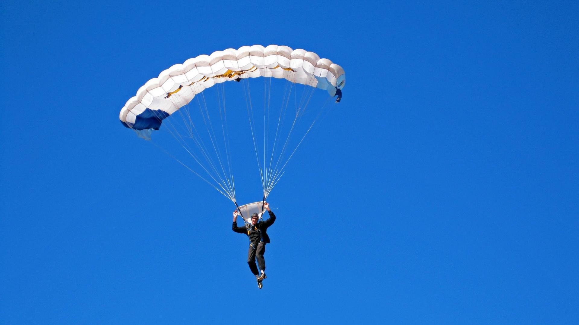 开云官方平台-哥伦比亚马术协会与学校合作,开展马术教育课程,推广马术文化。